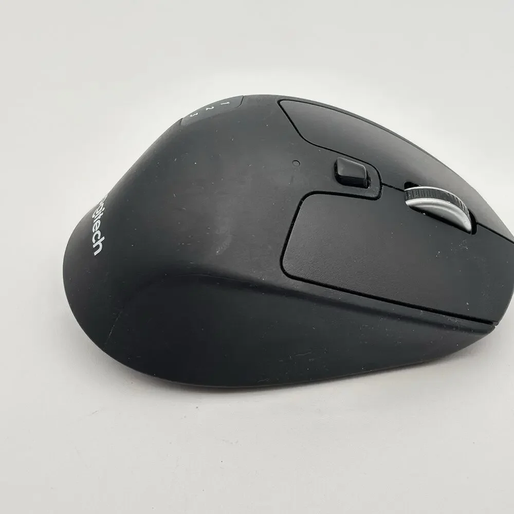 Logitech M720 Triathlon Wireless Mouse, With Dongle - Black - Tested. Works.